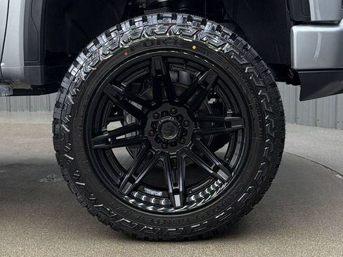 Used 2026 GMC Sierra 1500 AT4 w/ AT4 Premium Package AWD/4WD image 9