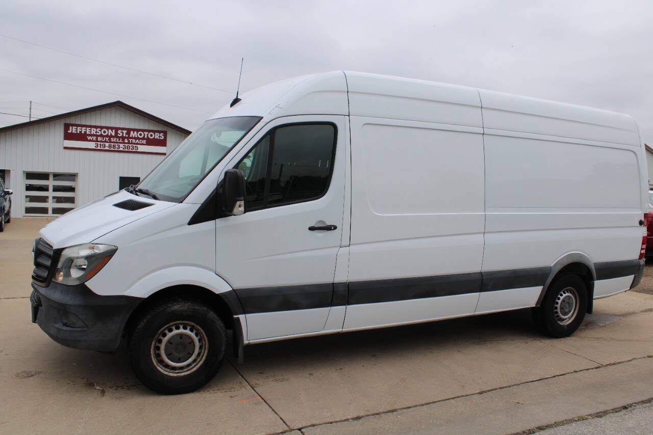 Used 2015 Mercedes-Benz Sprinter 2500 image 1