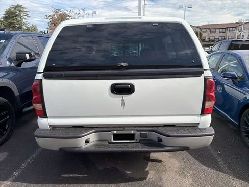 Used 2005 Chevrolet Silverado 1500 W/T image 8