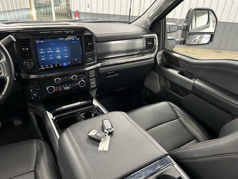 Used 2024 Ford F250 Lariat w/ Lariat Ultimate Package image 25