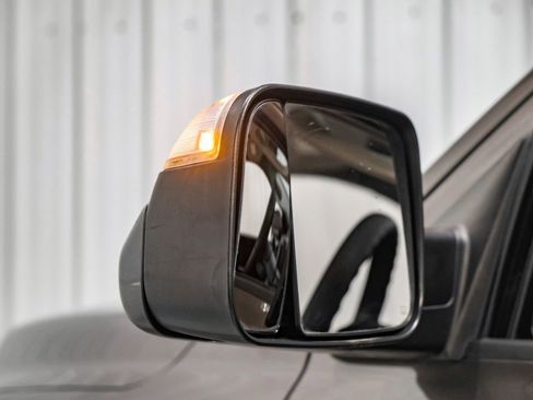 Used 2018 RAM 2500 Tradesman w/ Chrome Appearance Group image 38