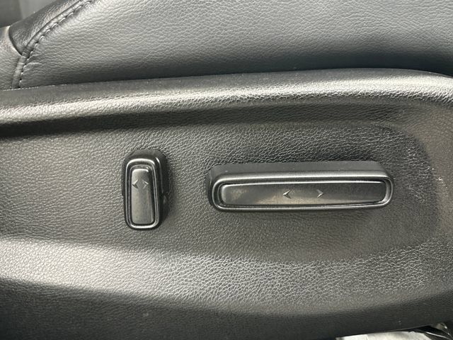 Used 2022 Honda CR-V Touring image 24