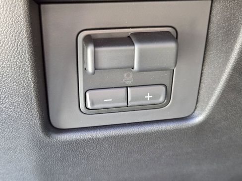 New 2026 GMC Canyon AT4 AWD/4WD image 21