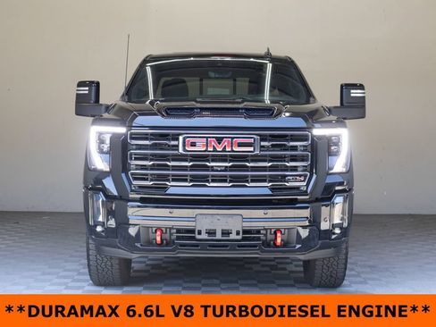 Used 2024 GMC Sierra 2500 AT4 w/ AT4 Premium Plus Package AWD/4WD image 4