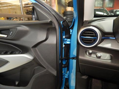 Used 2026 Chevrolet Trax LS image 34