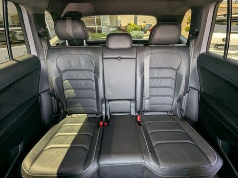 Used 2021 Volkswagen Tiguan SEL Premium R-Line AWD/4WD image 24