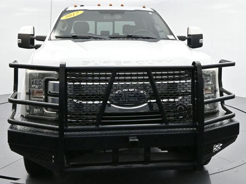 Used 2017 Ford F350 Lariat AWD/4WD image 2