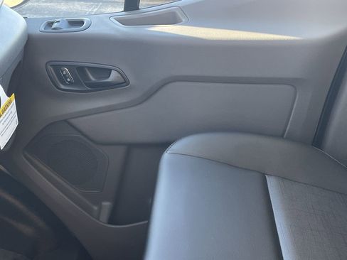 New 2026 Ford Transit 250 148 Medium Roof image 21