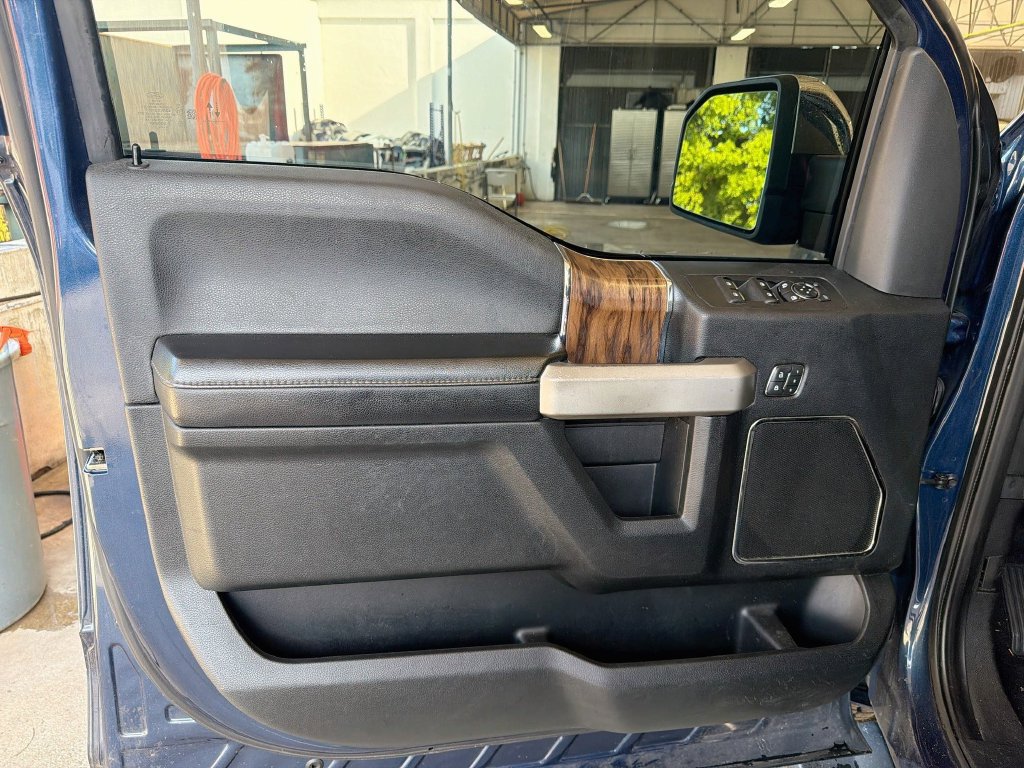 Used 2020 Ford F150 Lariat RWD image 20