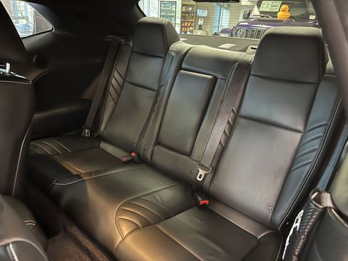 Used 2018 Dodge Challenger SRT Hellcat image 19