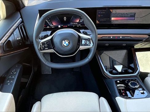 Used 2025 BMW X3 xDrive30i image 6