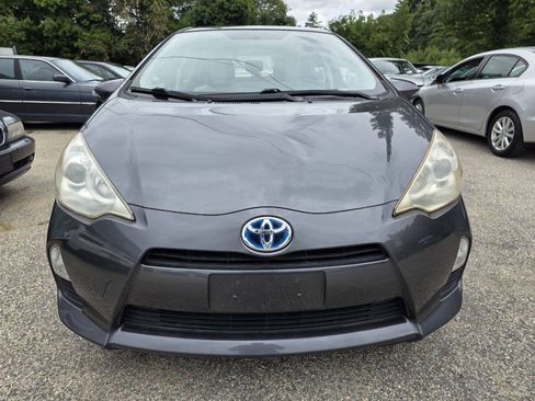 Used 2012 Toyota Prius C One FWD image 6