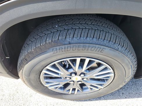 Certified 2026 Chevrolet Traverse LT w/ Driver Confidence Package image 26