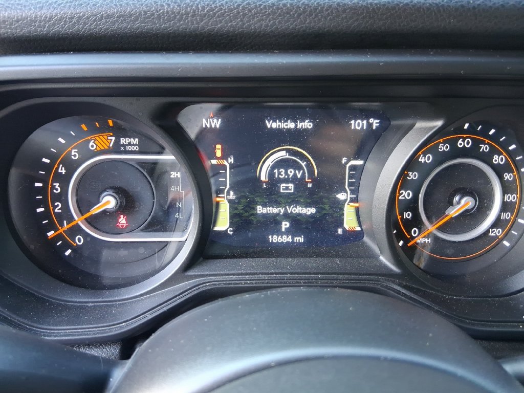 Used 2024 Jeep Wrangler Unlimited Sport AWD/4WD image 17