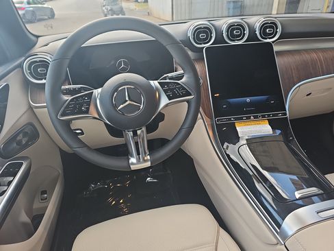 New 2026 Mercedes-Benz GLC 300 4MATIC image 16
