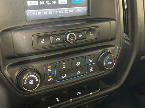 Used 2017 Chevrolet Silverado 1500 Custom w/ Custom Convenience Package AWD/4WD image 23