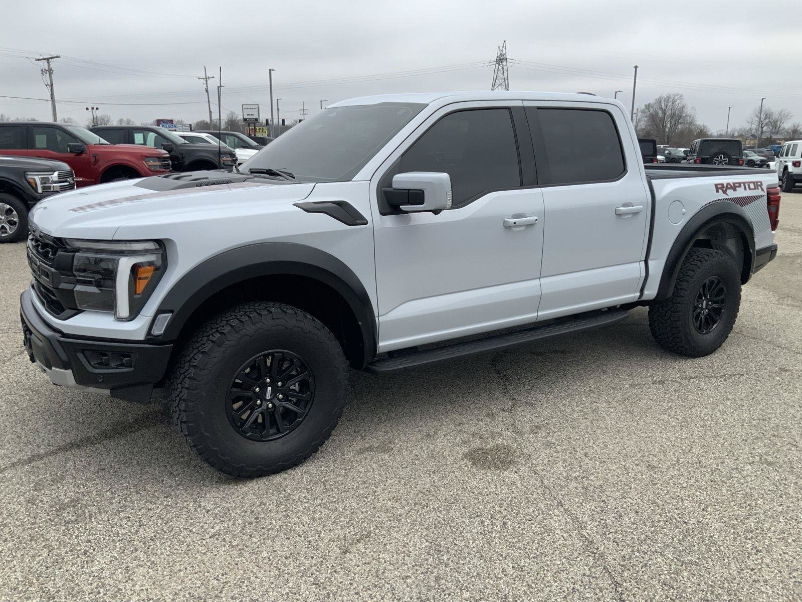 Used 2025 Ford F150 Raptor AWD/4WD image 9