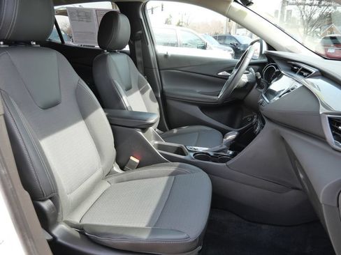 Used 2023 Buick Encore GX Select AWD/4WD image 17