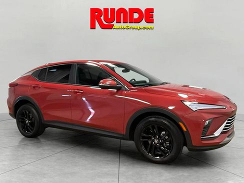 Used 2024 Buick Envista Preferred w/ Advanced Safety Package image 7