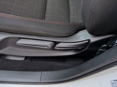 Certified 2023 Honda HR-V Sport image 13