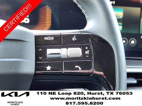 Certified 2026 Kia Sorento LX FWD image 26