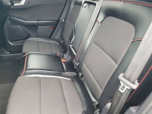 Used 2024 Ford Escape ST-Line image 15
