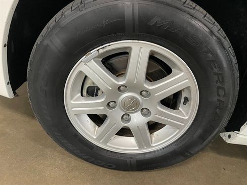 Used 2011 Chrysler Town & Country Touring FWD image 26