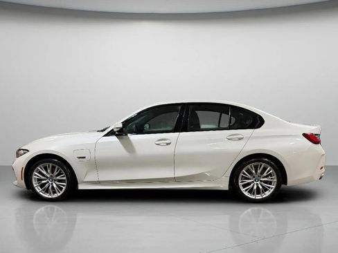 Used 2023 BMW 330e xDrive w/ Driving Assistance Package AWD/4WD image 7