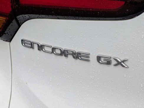 Used 2024 Buick Encore GX Preferred FWD image 12