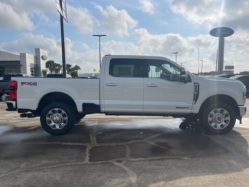 New 2025 Ford F250 King Ranch w/ Chrome Package image 9