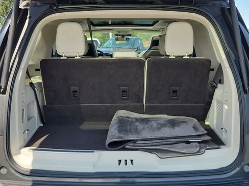 Used 2022 Lincoln Navigator Black Label image 25