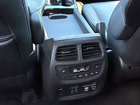 Used 2020 Honda Pilot Touring image 20