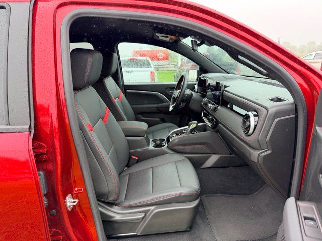 Certified 2024 Chevrolet Colorado Z71 w/ Z71 Convenience Package 2 AWD/4WD image 11