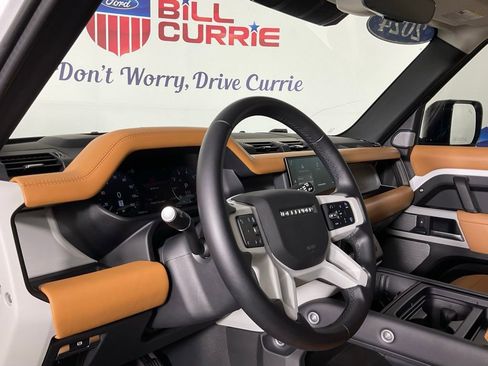 Used 2024 Land Rover Defender 130 S image 13