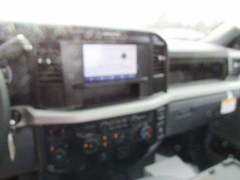 New 2026 Ford F550 4x4 Regular Cab Super Duty image 14