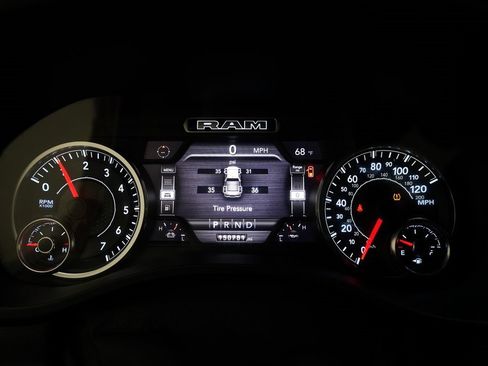 Used 2020 RAM 1500 Big Horn image 2