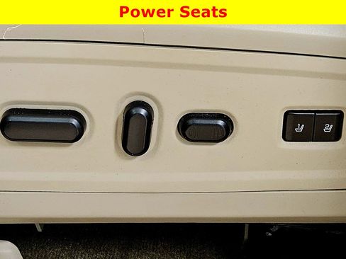 Used 2016 Lincoln Navigator Select image 35