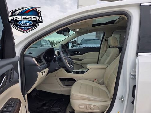 Used 2020 GMC Acadia Denali w/ Trailering Package AWD/4WD image 12