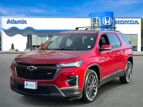 Used 2023 Chevrolet Traverse RS w/ LPO, Floor Liner Package image 2