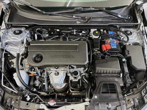 Used 2025 Honda Civic Sport image 33