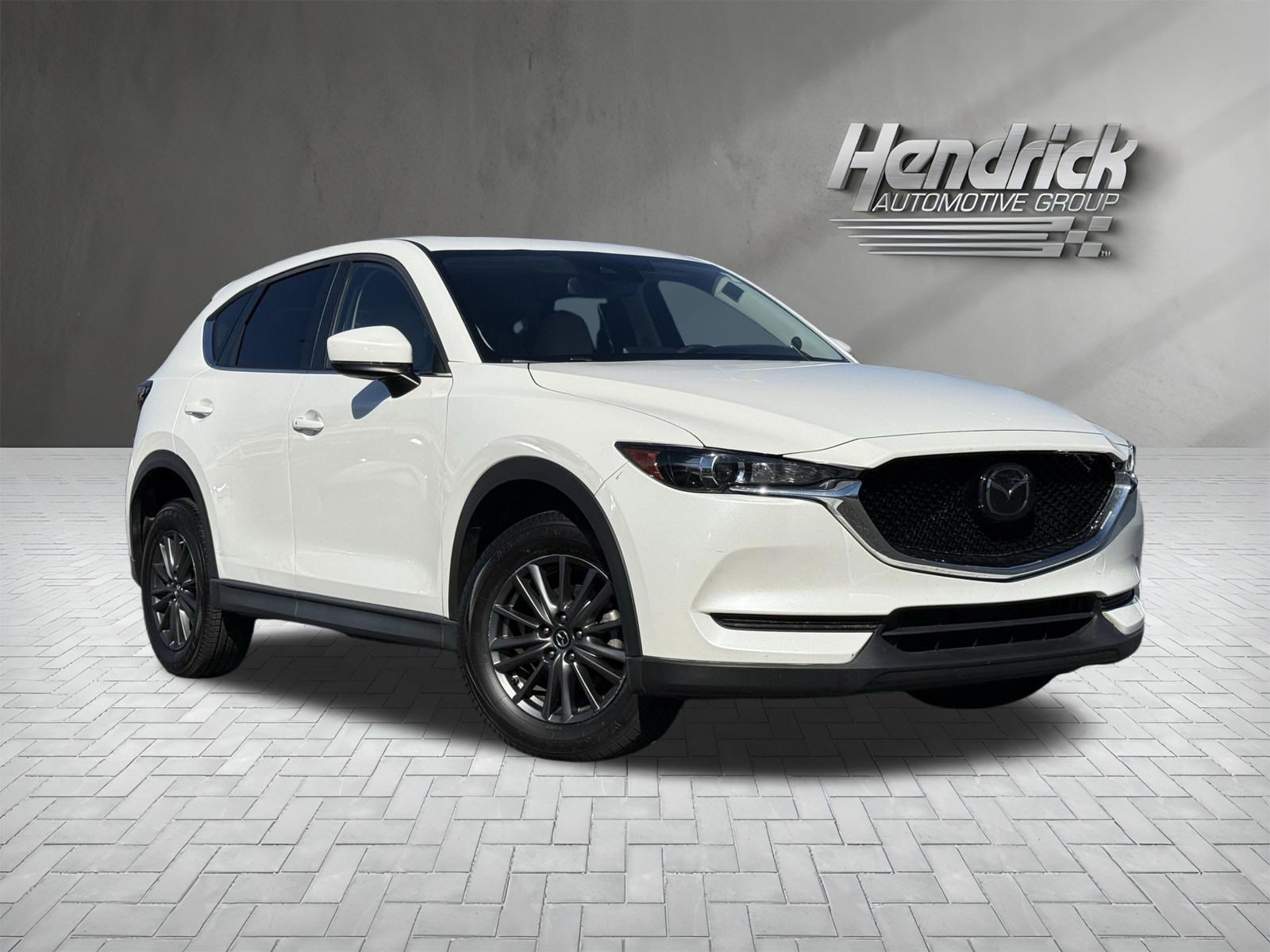 Used 2019 MAZDA CX-5 Touring FWD image 2