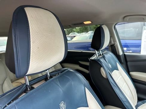 Used 2019 Subaru Ascent Limited AWD/4WD image 19