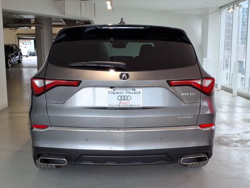 Used 2024 Acura MDX SH-AWD w/ Technology Package image 5