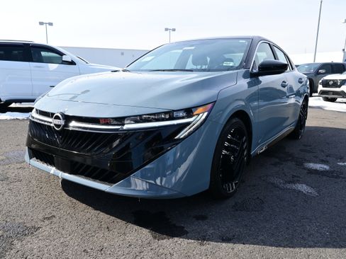 New 2026 Nissan Sentra SR image 4