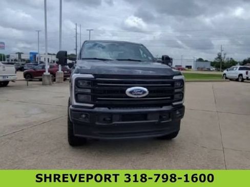 Used 2025 Ford F250 Platinum w/ FX4 Off-Road Package AWD/4WD image 3