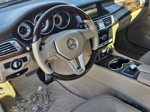 Used 2014 Mercedes-Benz CLS 550 image 34