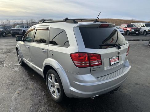 Used 2009 Dodge Journey SXT w/ Premium Convenience Group image 3