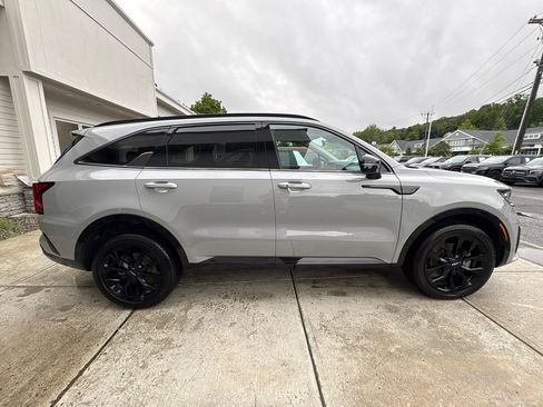 Used 2022 Kia Sorento SX AWD/4WD image 6