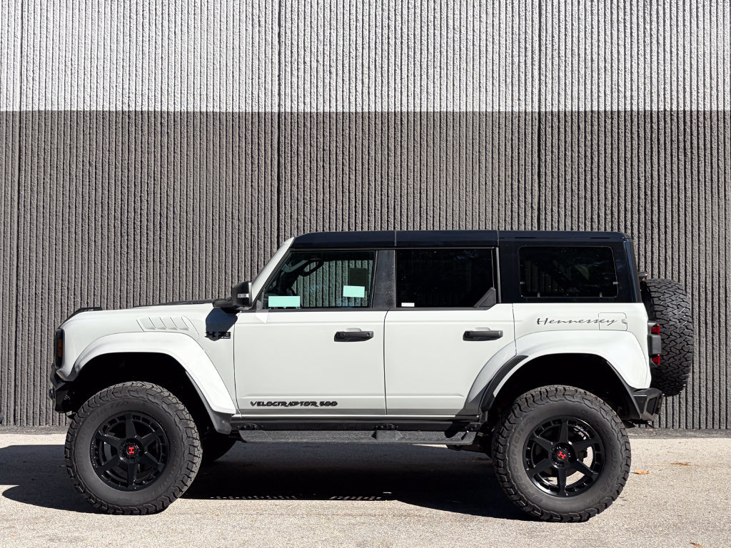 New 2026 Ford Bronco Raptor w/ Interior Carbon Fiber Pack AWD/4WD image 4