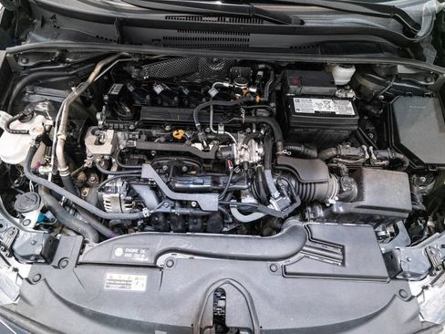 Used 2024 Toyota Corolla LE FWD image 32